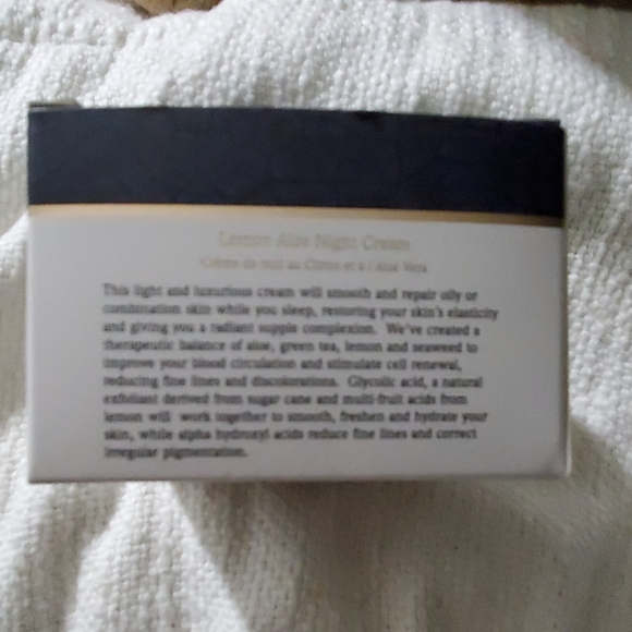 Terre Mere Lemon Aloe Night Cream - Picture 3 of 4